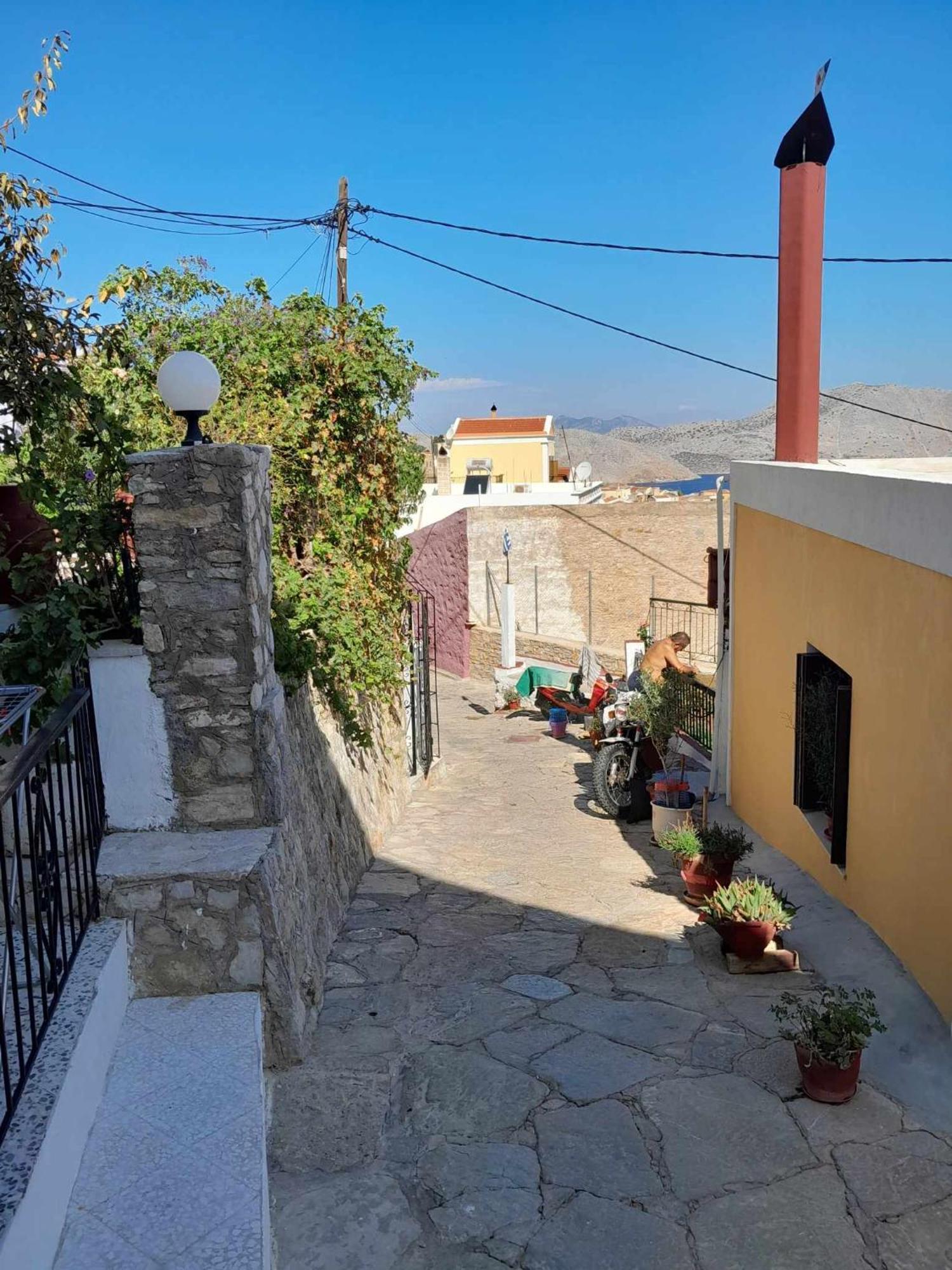 "Aris" Sevasti Symi Studios Exterior photo